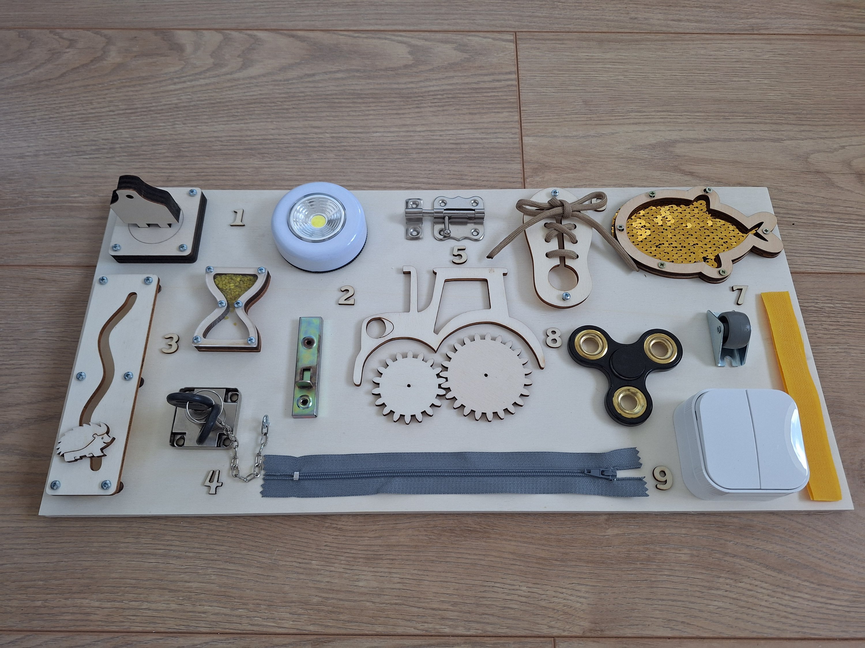 Activity board - Mini traktor
